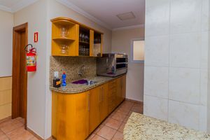Image 16 - 472