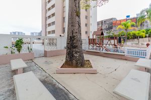 Image 27 - 894420