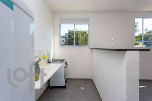 Image 12 - 896515