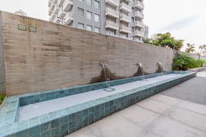 Image 7 - 47581