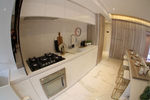 Image 10 - 47600