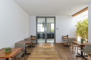 Image 40 - 315868
