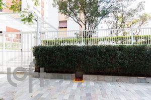 Image 7 - 47749