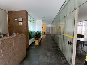 Image 24 - 47749