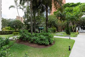 Image 11 - 47955