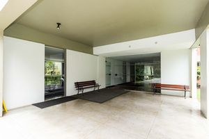 Image 12 - 47955