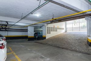 Image 43 - 887996