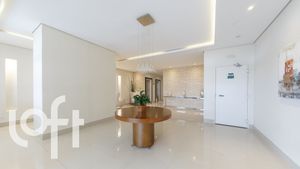 Image 21 - 47993