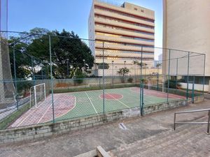 Image 7 - 48241