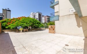 Image 41 - 194053