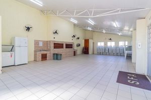 Image 8 - 48618