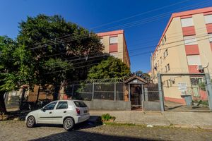 Image 17 - 860177