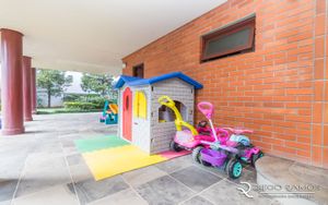 Image 1 - 4916