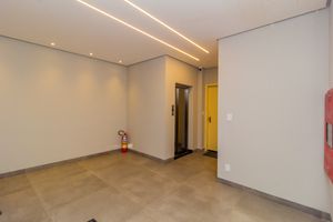 Image 20 - 274599