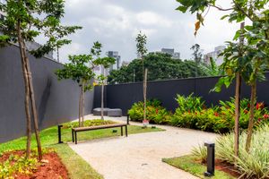 Image 31 - 813485