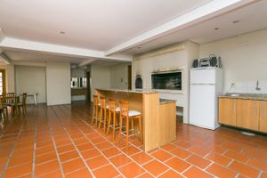 Image 4 - 4956