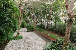 Image 19 - 49603
