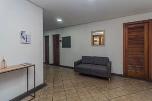 Image 3 - 49956