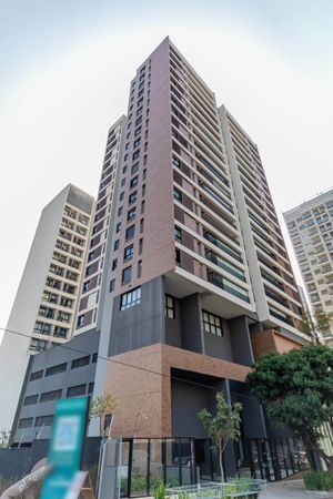 Image 42 - 899815
