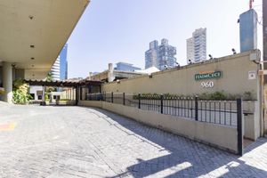 Image 27 - 331796