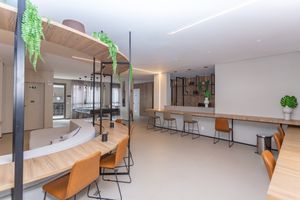 Image 19 - 867311