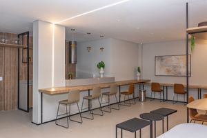 Image 21 - 867311