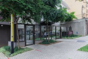 Image 48 - 866658
