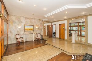 Image 10 - 5037