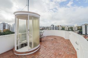 Image 11 - 5045