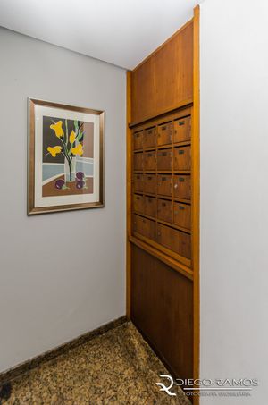 Image 37 - 308322