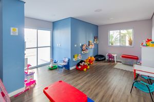 Image 30 - 323566