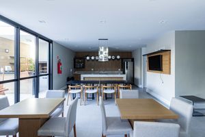 Image 46 - 895802