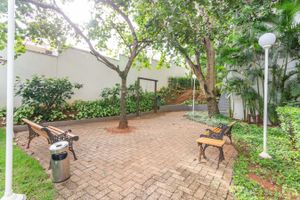 Image 31 - 812773