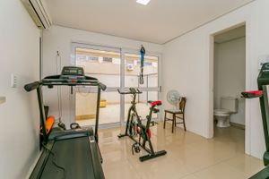 Image 11 - 5061