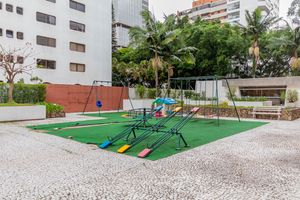 Image 9 - 50726