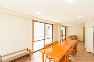 Image 25 - 927872