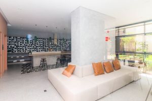 Image 16 - 881012