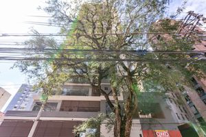 Image 25 - 851892