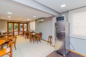 Image 37 - 841722