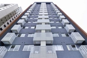 Image 38 - 884670