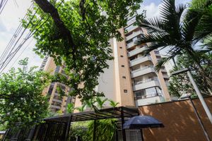 Image 64 - 864680