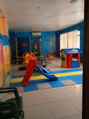 Image 8 - 51869