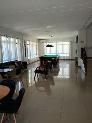 Image 9 - 51869