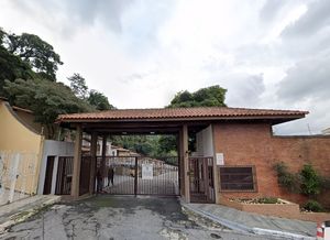 Image 27 - 747727