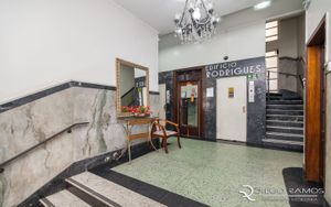 Image 27 - 176302