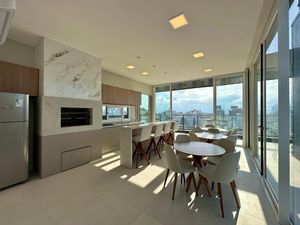 Image 21 - 873804