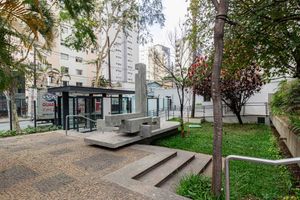 Image 42 - 916487