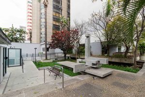 Image 43 - 916487