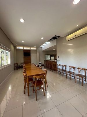 Image 19 - 924690