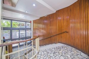 Image 32 - 302784